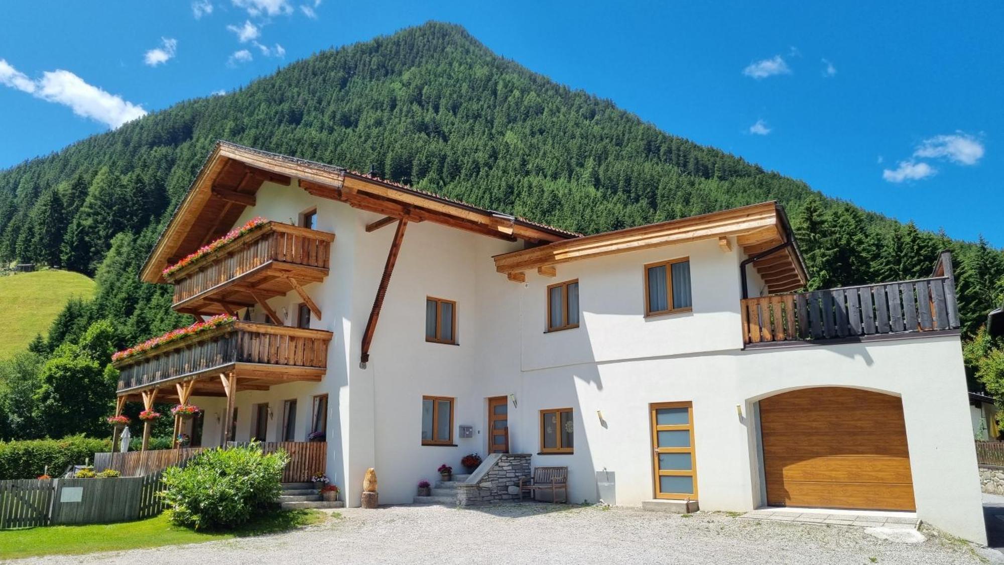 Gaestehaus Landhaus Tyrol غريس ام سيلراين المظهر الخارجي الصورة